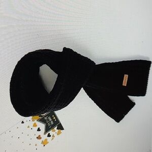 SCARF,  PLUSH KNITTED,NWT, black